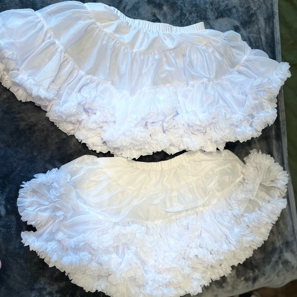 MELANIE MARTINEZ CUSTOM MADE OUTFIT FOR THE TRILOGY TOUR: - Picture 4 of 12